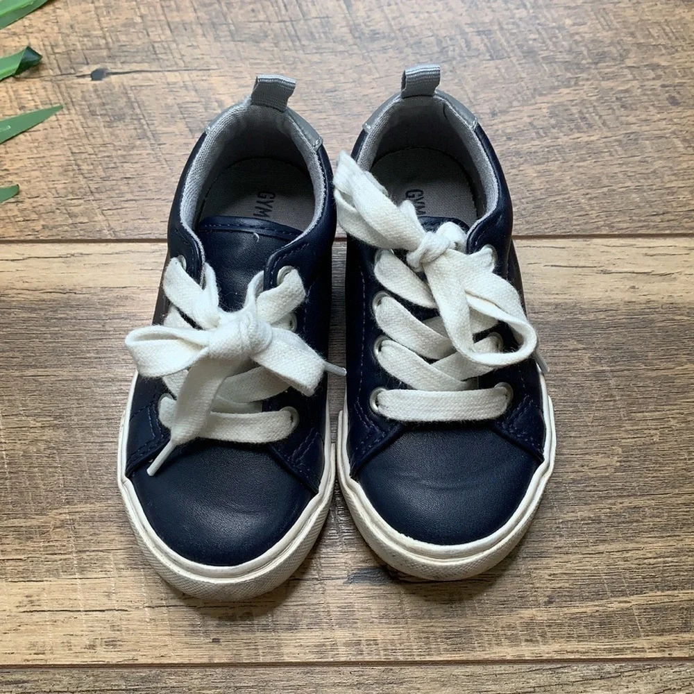 Gymboree Blue Dress Sneakers sz 8